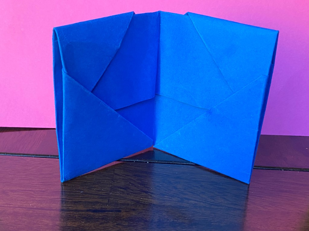 A blue wallet/mini folder